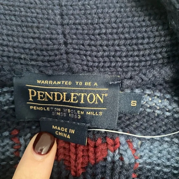 Pendleton WOMEN'S GRAPHIC SWEATER COAT - size S - Picture 4 of 7